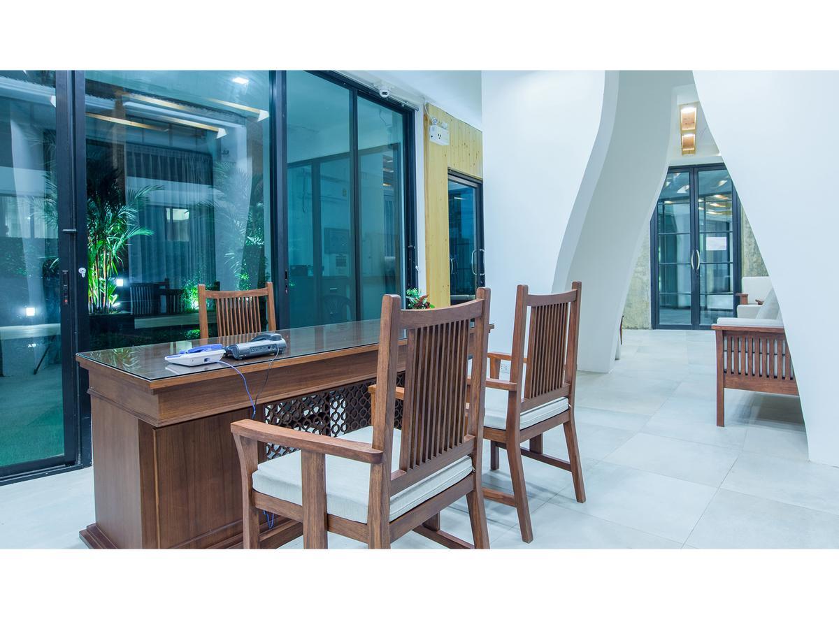 B2 Mae Hong Son Premier Hotel Εξωτερικό φωτογραφία